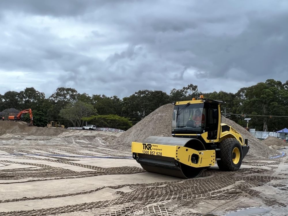 Bomag smooth drum roller